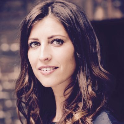 Journalist en schrijver. Redacteur @ NRC. Romans 'Vrij spel' en 'Het Marktplaatsmeisje'. Ik maak nu een podcast. Portfolio op https://t.co/2Yh8H164Y2