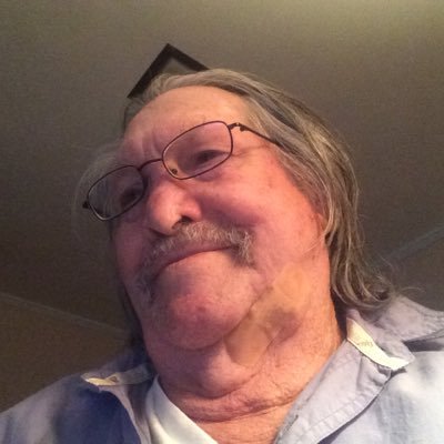 TomGod79's profile picture. old but young, i'm waiting for the catching away but while waiting, looking, serving and hoping.