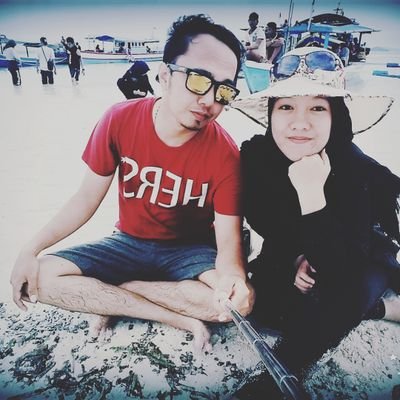 Married with @nofreeari85 ♥ My Husband♡̨̐Ex.Announcer @Radiosentraplg Maret 2010-2012 ♡̨̐Ex.Announcer @Ramanianfm908 2012-2013 ♡̨̐ Pharmaceutical RS.RK.CHARITAS