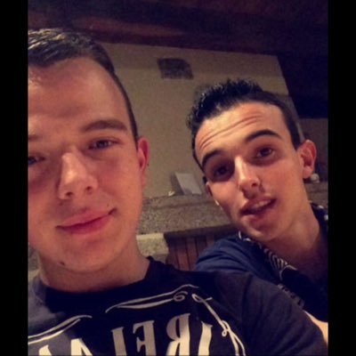 mouchardsimon25's profile picture. 