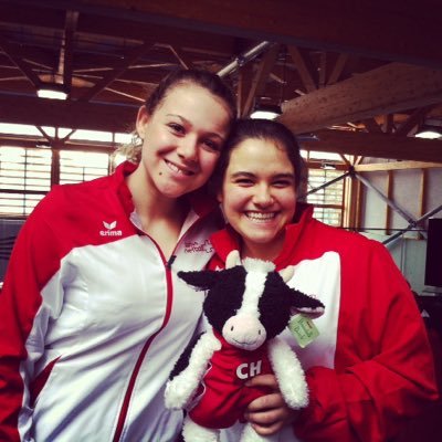 Swiss Netball #livelaughloveplaynetball