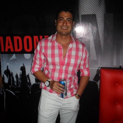 Roger0859Pablo's profile picture. Amante del GYM y la vida saludable. Profesor en Geografía y comerciante