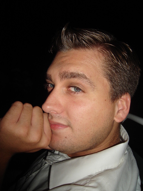 mpta's profile picture. Formally trained economist and computer scientist specializing in high spirited behavior and mischief;
Marginal Propensity to Assume