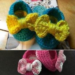 I am a crochet lover trying to make new lives warmer with blankets, booties and little hats.  I love to crochet for others.