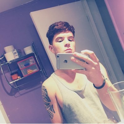 AlejandroDastan's profile picture. soy fan del deporte me encanta los libros y las peliculas de terror y me gustan los gatos