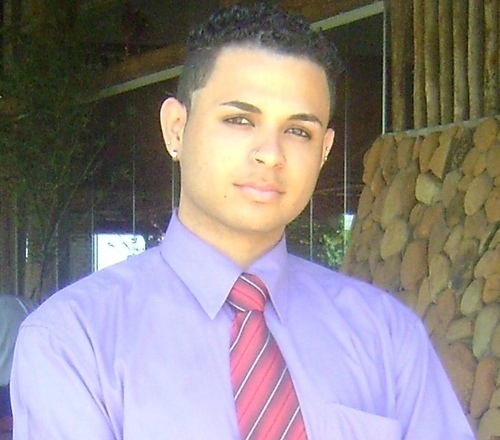 E eu sou assim, um ser indomável que ama viver e que faz de tudo para não cercearem, JAMAIS, a tão doce e idolatrada liberdade. Muito prazer!