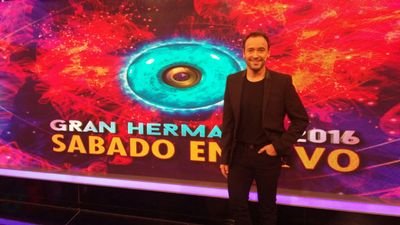 #GH2016  Sábado en Vivo a las 22:00 hs con @adrianpalla #EnAmerica 

@AmericaTV
@GH2016AmericaTV