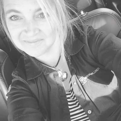 I am a mom,wife,VP,realtor,team lead,rodeo lover,jewelry hoarder,dreamer,reader and crazy honest ❤😂