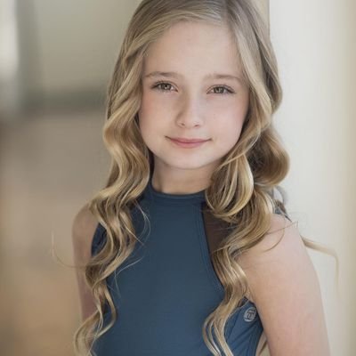 nxverbealxne's profile picture. ALDC Minis ♡♡
~ Great dancers are not great because of their techique they are great because of their passion ~ ♡♡(im not the real alexus im an rp acc)