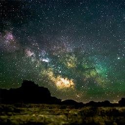 ট ইট র 都会の夜空に星を届けるbot 癒やされたらrt 夜空 星 宇宙