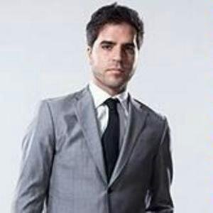 Actor Madrileño
Unica Cuenta Oficial De Twitter
Instagram:ernestosevillaoficial