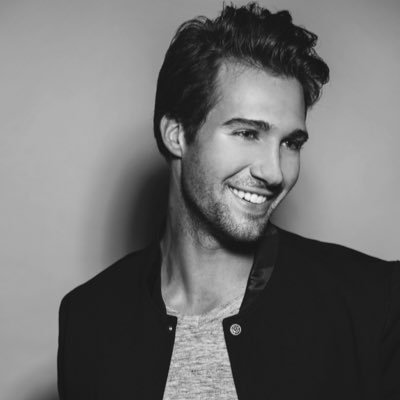 I love what I do, and I absolutely love my fans! Live, love, laugh. XOXO , JM snapchat: RealJamesMaslow IG:
JamesMaslow