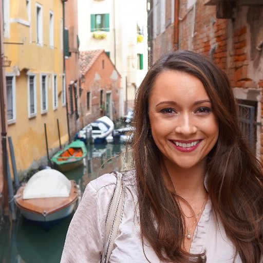 laur_collins's profile picture. Digital Marketing / UT Chattanooga & Hyper Island Alumni / Tech & Beauty Geek / 🇺🇸🇸🇪