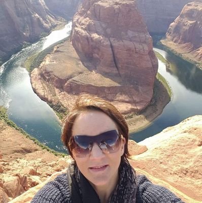 Laurie3005's profile picture. Vis sans remord. Aime sans regret