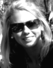 ChiFoodieChick's profile picture. Self-appointed #foodie, lover of #wine, #socialmedia savy and #Chicago native! Know a good place to eat? Let me know! Read a good book? Tell me about it!