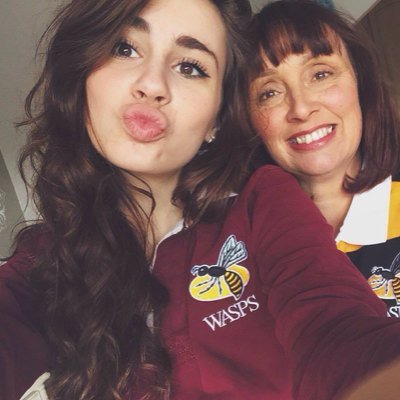 LynneShaw4's profile picture. 