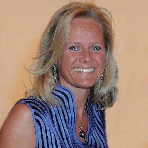 Mother, wife, photographer (travel, interiors & lots of children), Breast Cancer Haven visitor & fundraiser, healthy food enthusiast...