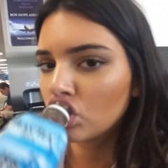 torontosbeanie's profile picture. 