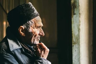 fastmoon1982's profile picture. 