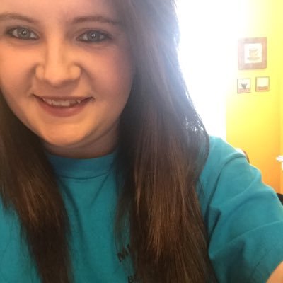 vmichelle17's profile picture. 24;August; taken😍