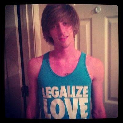 matthewmilton95's profile picture. well I'm Matthew and I'm in love