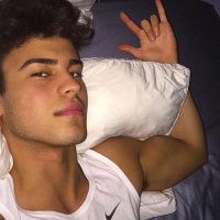 liäm (@paintingpapi) 's Twitter Profile