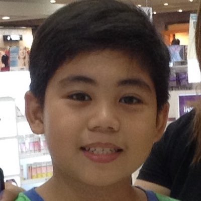 CarlosMaraon3's profile picture. Athletic and simple