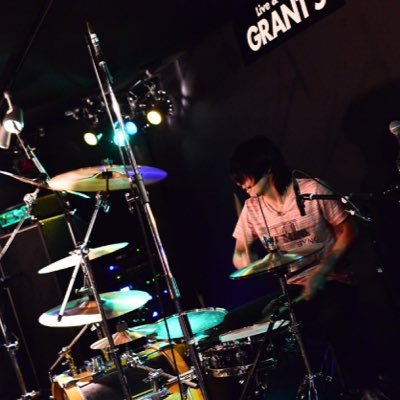 愛知県津島市にある「Live&Studio GRANT'S」(@tsushima_grants)のオーナーやらブッキングやらあれやこれや。ミュージックレーベル「PLUS LEAF MUSIC」(@plusleafmusic)の代表。 / 愛西市(旧立田村)出身、津島市在住。