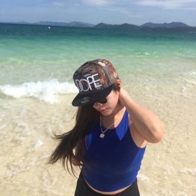 sassytzie's profile picture. Order drinks, lie back & chillax.☀ Snapchat & IG: sassytzie