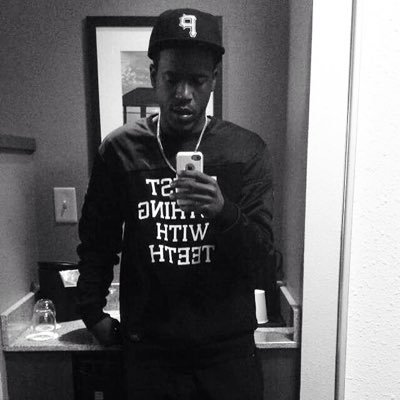 It's all a love/hate thing I jus handle it the same ... Snxpchat: PullaDaGreat IG:Mind_OnaMillionn