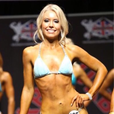 Bikini Fitness Competitor / 7th Place Sugars Classic 2015 / Personal Trainer Level 3