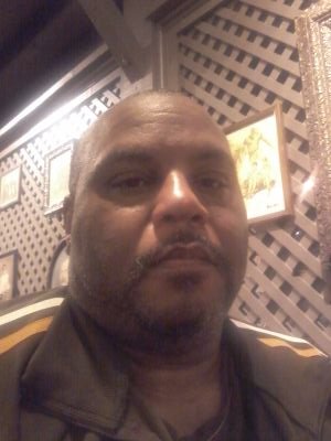 rrcheeks44's profile picture. Aiming to please