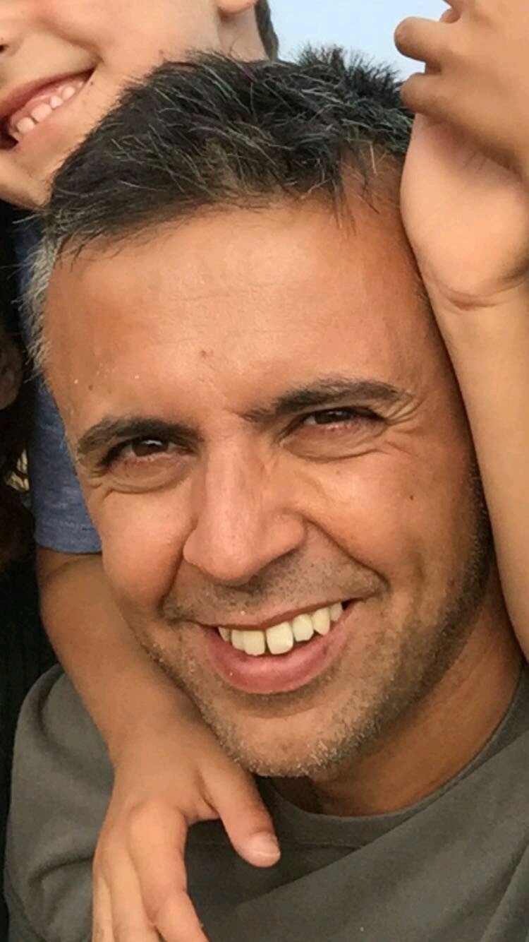 Periodista. Escribo sobre Economía en EL MUNDO. Analógico en mis ratos libres y, muy importante, de Logroño