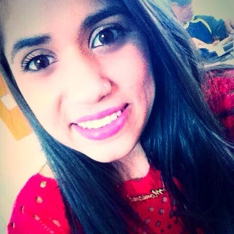 MoniqueMartinsR's profile picture. Tudo no final da certo. Se ainda não deu certo é porque não chegou no fim.