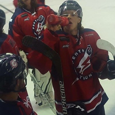 TomSak2's profile picture. 