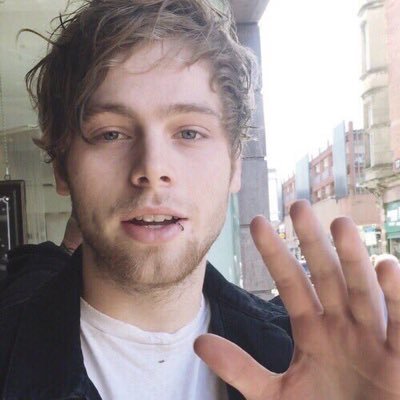 fandoms have pretty much ruined my life and saved me at the same time • 05/17/15 ROWYSO 05/16/16 SLFL