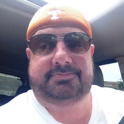 AlexElTexican's profile picture. Native Texan living in the greater Philadelphia area (Delco). Gay, mid 50's, looking for love. (fun in the meantime).
