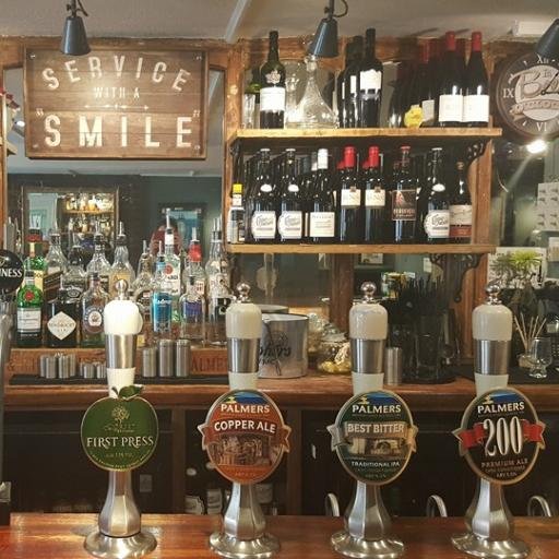 Bustling, historic pub with main bar, dining area and cosy snug. Good food, great beer and wine. Family and dog friendly.