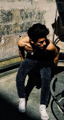 IvanMonuos's profile picture. 21 || Escorpiano || Argentina
    Morón     ~Me gusta la gente sincera~