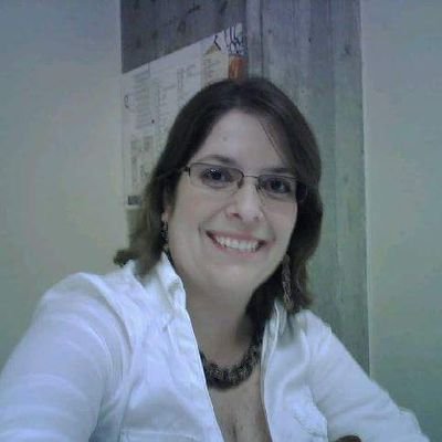 anaisabelts's profile picture. Ante todo lectora y docente.
