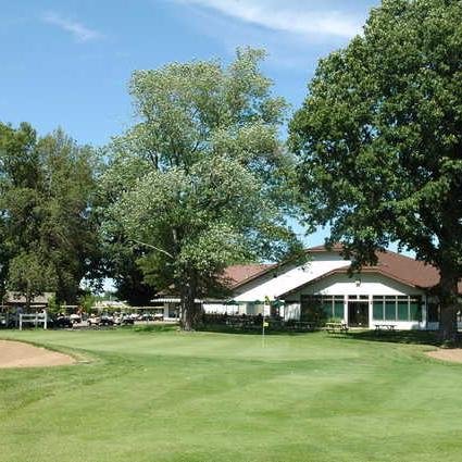 The Prairies Golf Club in Kalamazoo is the best place to play 18 holes of great Michigan golf.