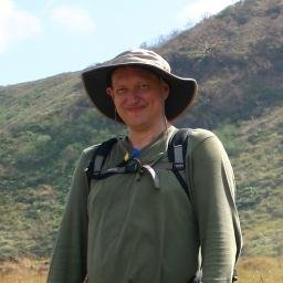 AElfricOxhey's profile picture. Proud Brexiteer. Hons degree in Life Sci. (hmm, leave voters are thick apparently). 24 yrs in IT & 13 in import/export.