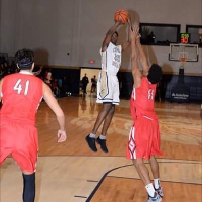 How can I lose when I come from the Bottom ??? Tennessee Chattanooga Commit 😎🏀🙏🏾🙌🏾💯#LordKnows Free My Uncle. https://t.co/NIBiAe9kxT