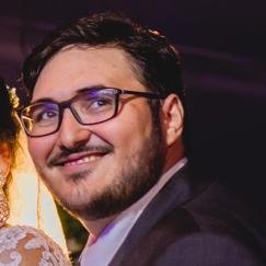 Protestante;
Marido de @ariadnesibelle;
Pai de Bia;
Conservador;
Advogado;
Evernote Certified Expert 🐘;
Guitarrista;
Nerd;
Comprador de livros;
Cafezeiro;