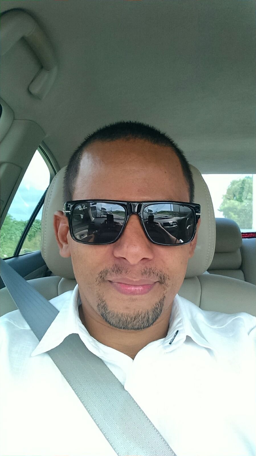 reyes_jo's profile picture. dios es grande  y creo en su amor para todos sus hijos. mi madre mi mayor  ejemplo y mis hijos la luz de mi vida