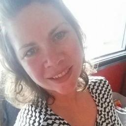 megmariedee's profile picture. Reppin' the community via non-com media