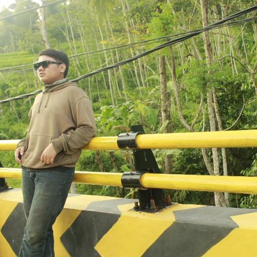 UPS universitas pamulang scooter || Manchester United || Iwan Fals || allah swt || Mom and Dad