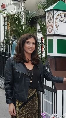 Rachyrae021's profile picture. Fashion, beauty and food addict, twin mom, working in marketing and PR. (all thoughts are my own)