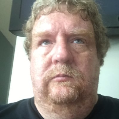 WLarrystrong's profile picture. 