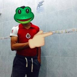 soy una persona muy activa y divertida en verdad me gustaria ser un gran youtuber :D
